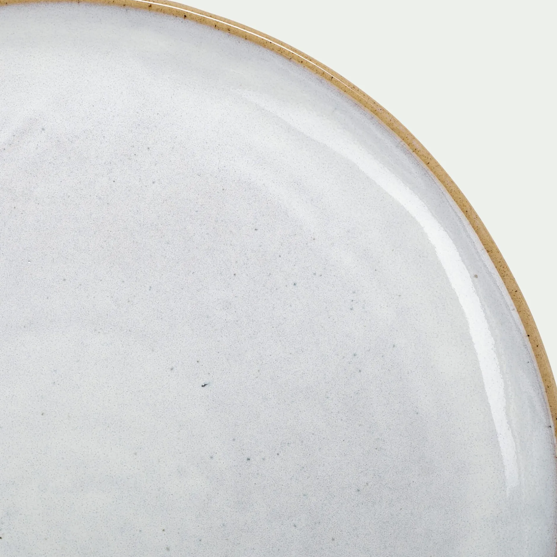 Assiette*alinea Assiette à dessert bicolore en grès recyclé D21,7cm - Blanc