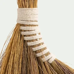 Décoration À Poser*alinea Balayette décorative en jonc de mer - Naturel