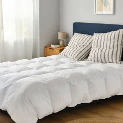 Couette*alinea Couette tempérée percale de coton et fibre siliconée - 240x220cm Blanc