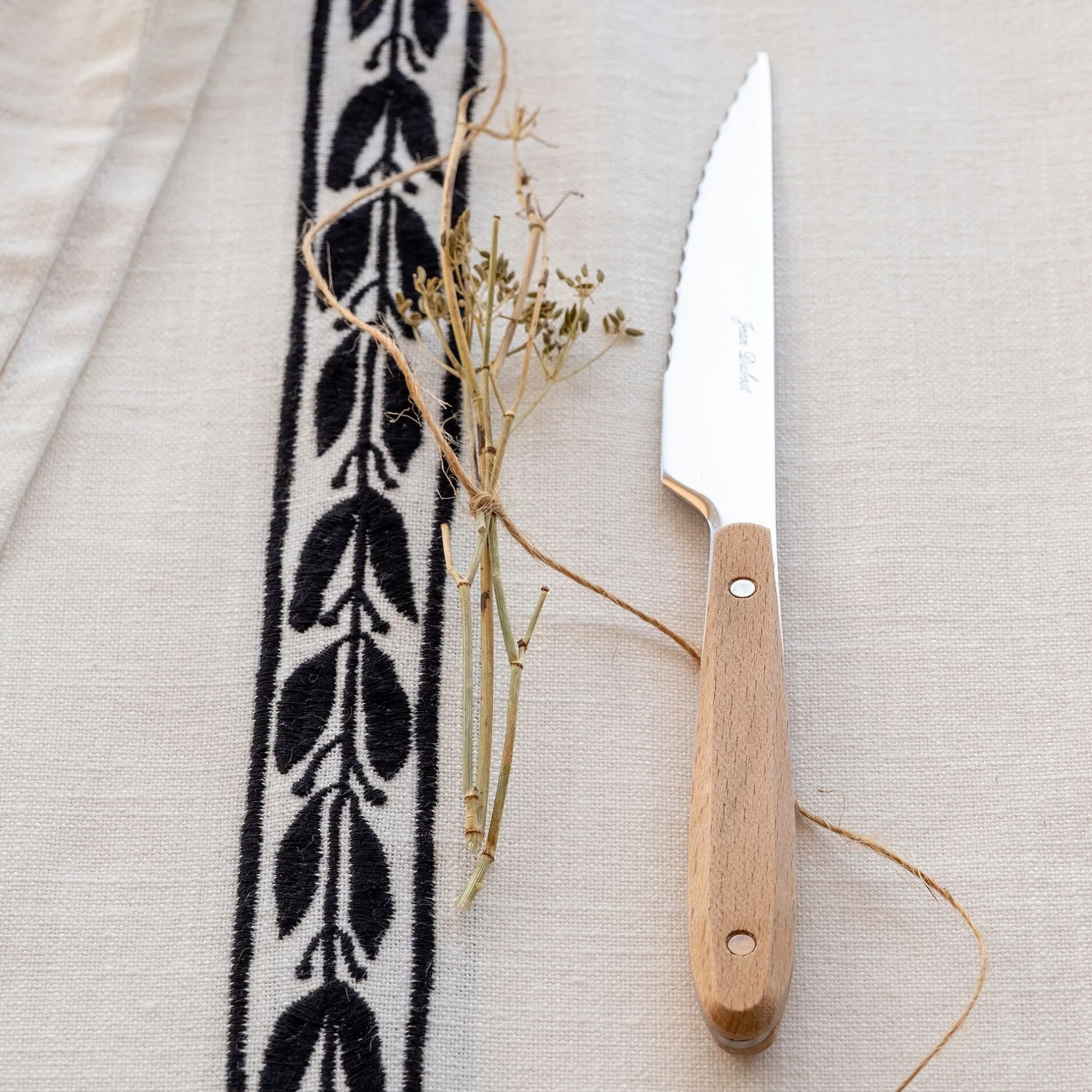 Couvert De Table*alinea Couteau en inox et manche en bois de hêtre - Naturel