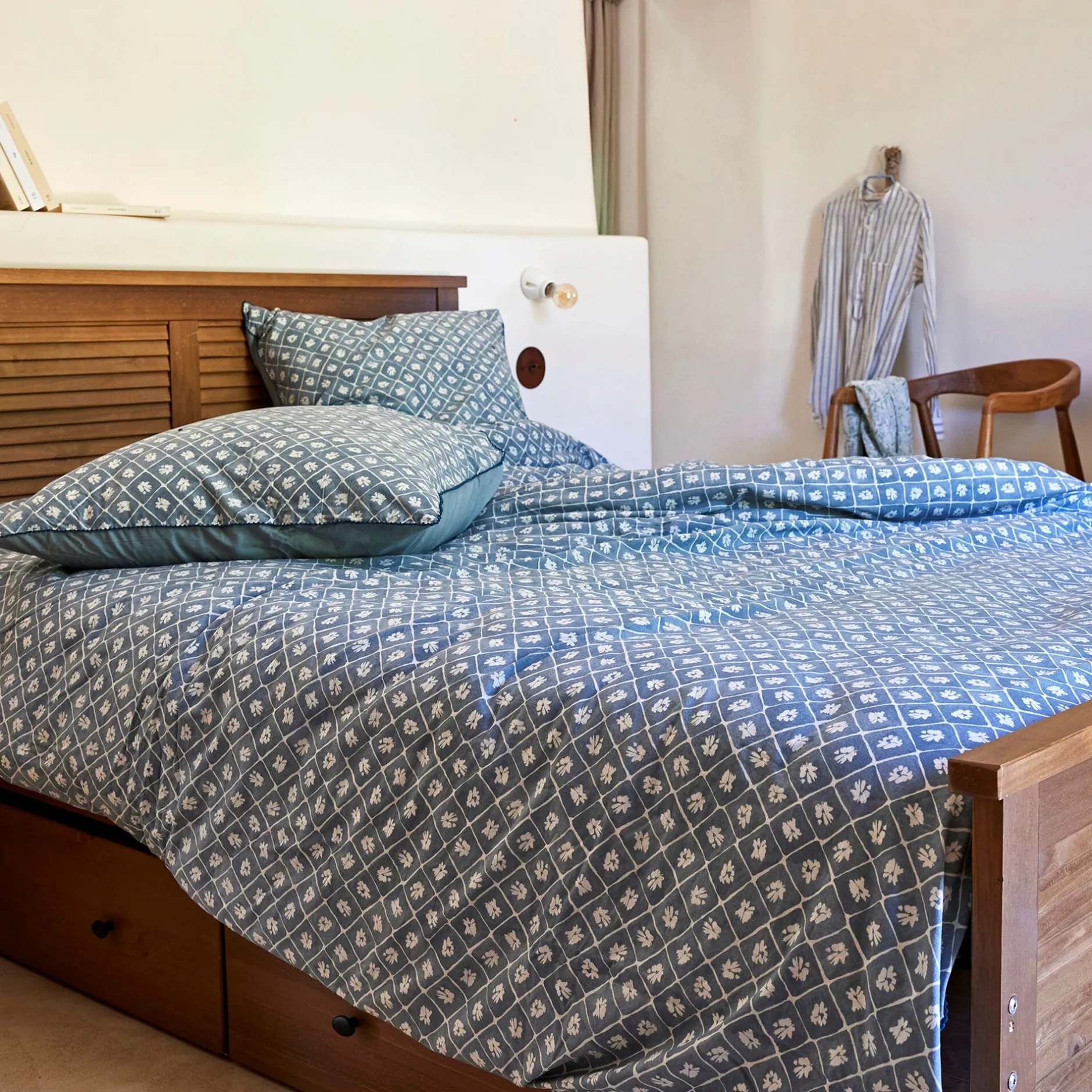 Parure De Lit*alinea Housse de couette 240x220cm et 2 taies d'oreiller 63x63cm en coton lavé - Bleu