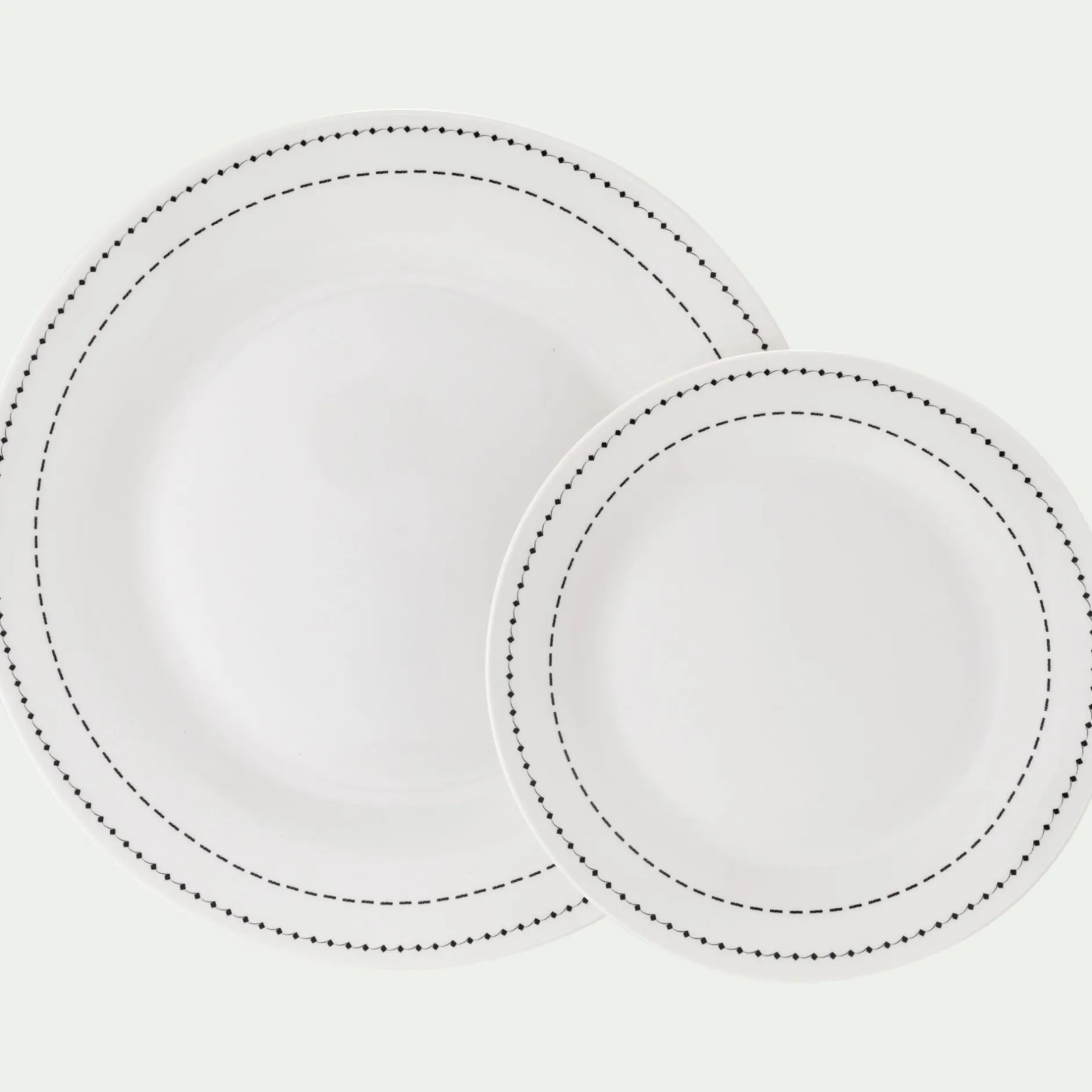 Assiette*alinea Lot de 4 assiettes à dessert en porcelaine avec liseré noir D19,5cm - Blanc