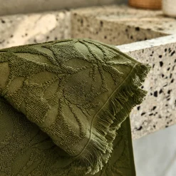 Serviette Invité*alinea Lot de 2 serviettes invités en coton motif floral 30x50cm - mousse Vert