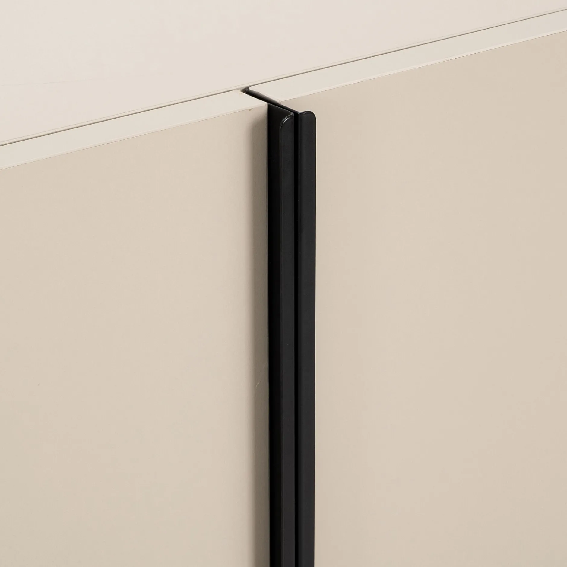 Meuble Tv*alinea Meuble TV en bois 4 portes - Beige