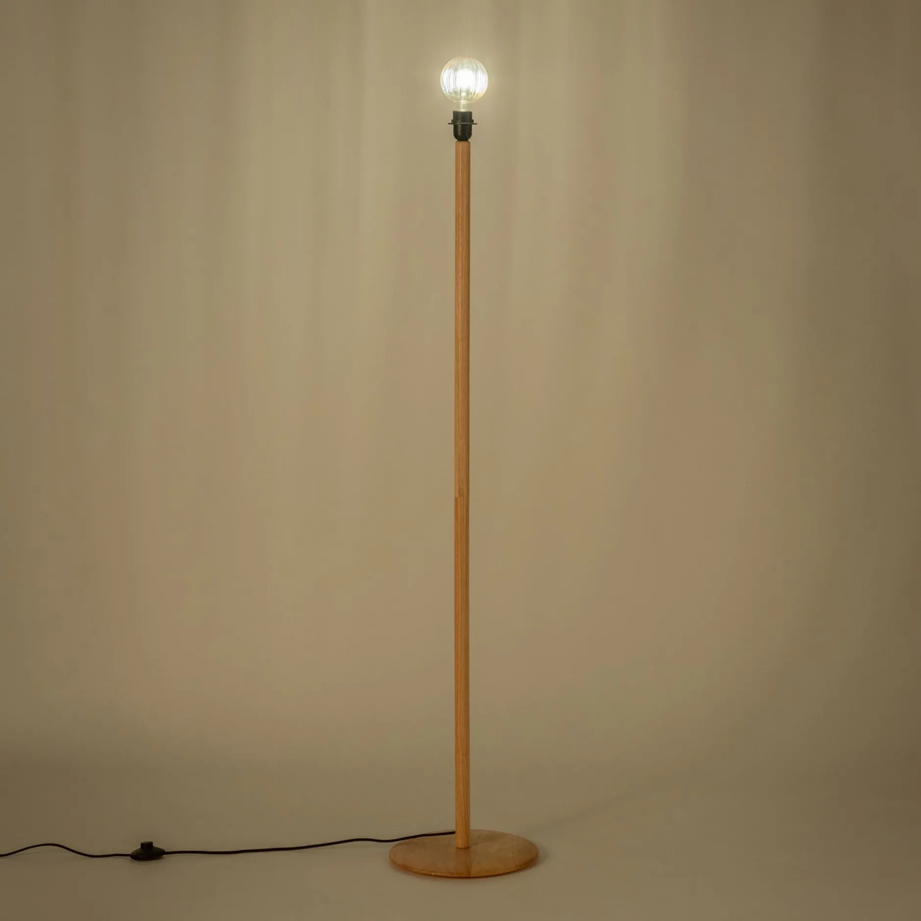 Pied De Lampadaire|Lampadaire Droit*alinea Pied de lampadaire en hévéa - H149cm Bois clair