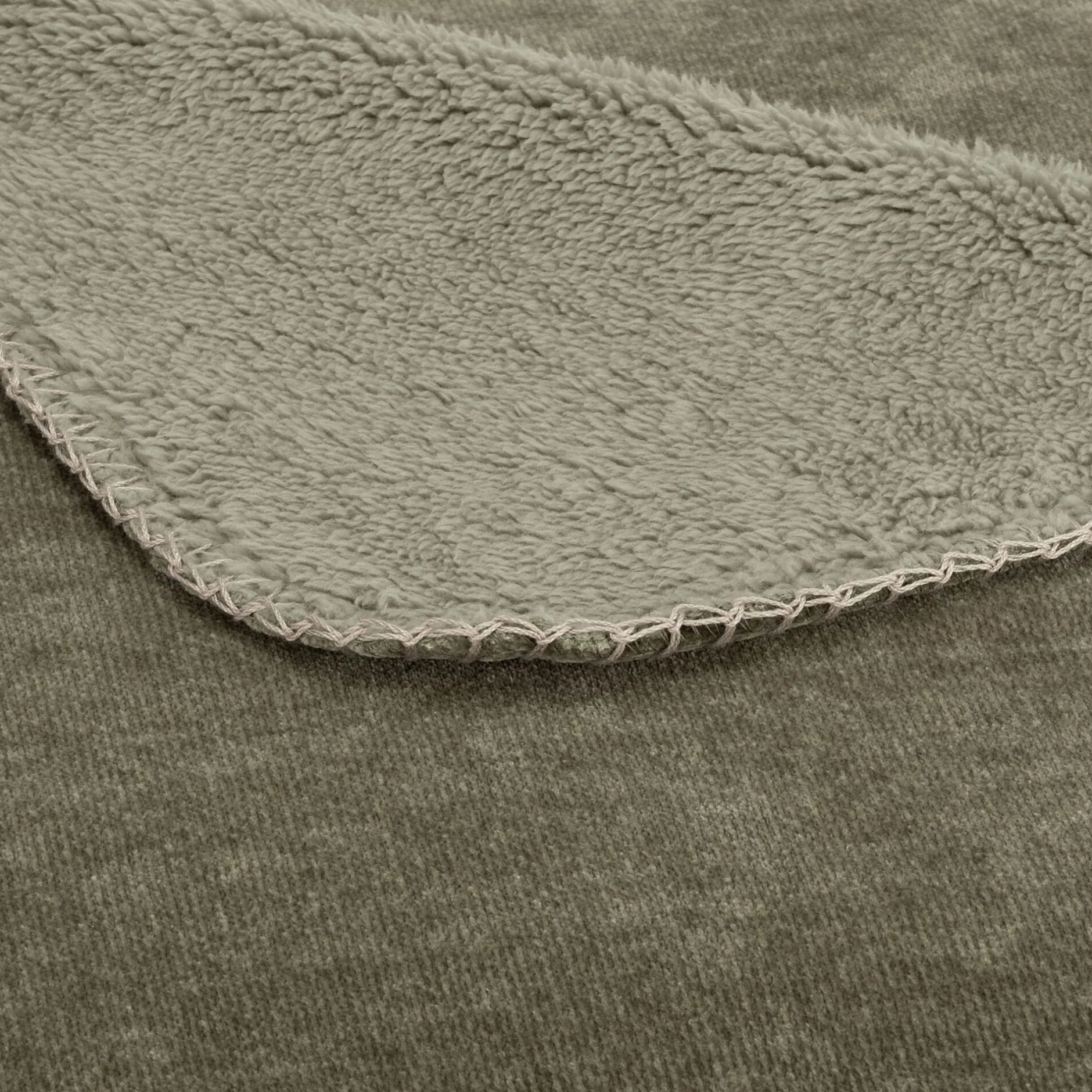 Plaid*alinea Plaid doux synthétique 130x170cm - Vert