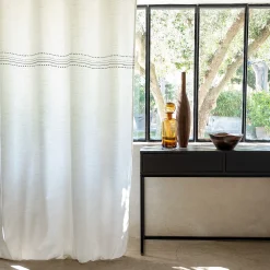 Rideau*alinea Rideau à œillets en coton brodé 140x250cm - Blanc
