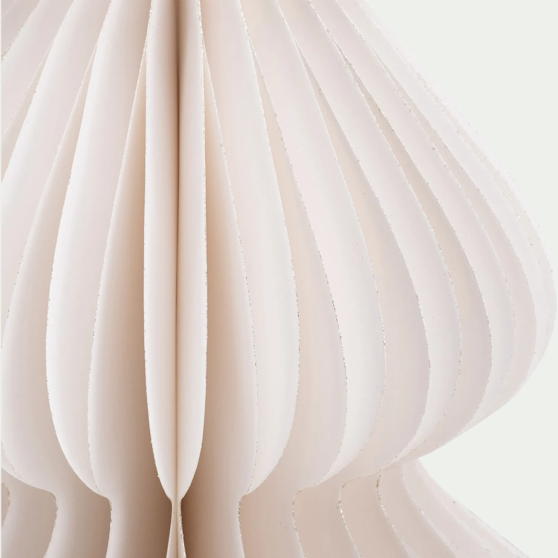 Petit Sapin De Noël|Objet Décoratif De Noël*alinea Sapin décoratif à poser en papier H60cm - Blanc