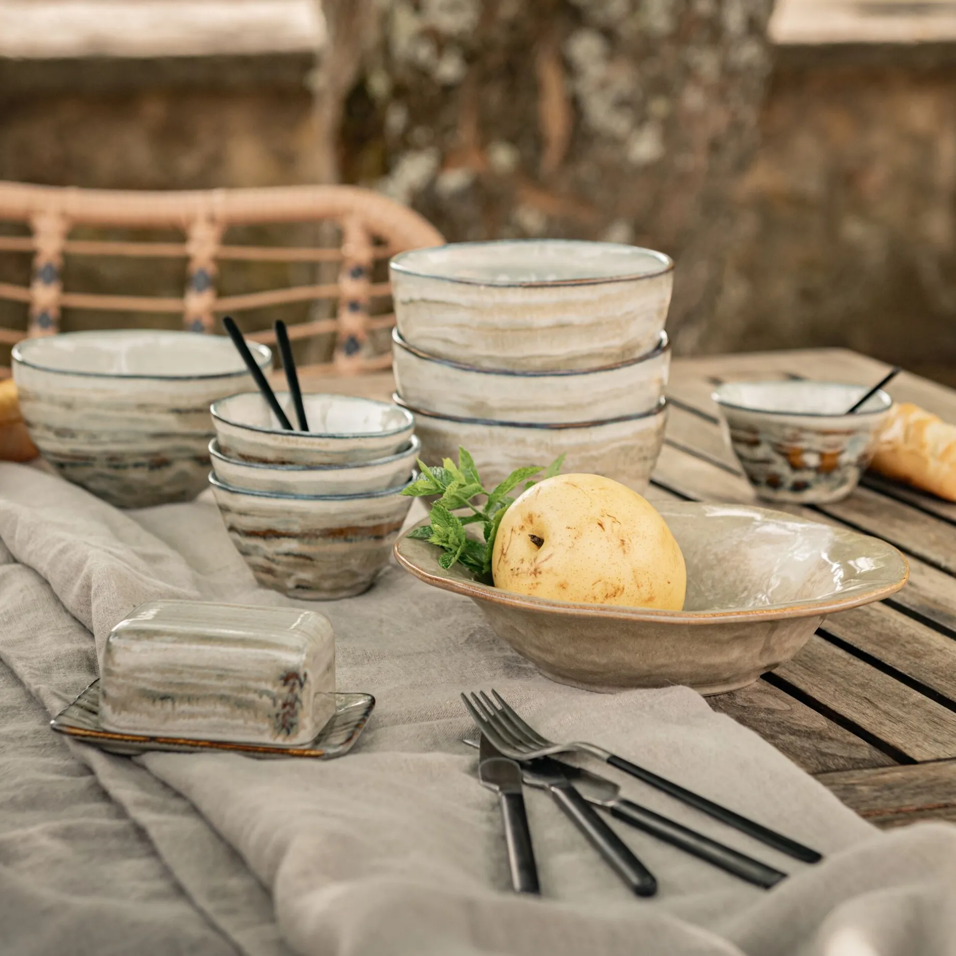 Vaisselle Petit Déjeuner*alinea Service petit-déjeuner en grès réactif - Gris