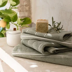 Serviette De Toilette*alinea Serviette de toilette en coton - olivier 50x100cm Vert