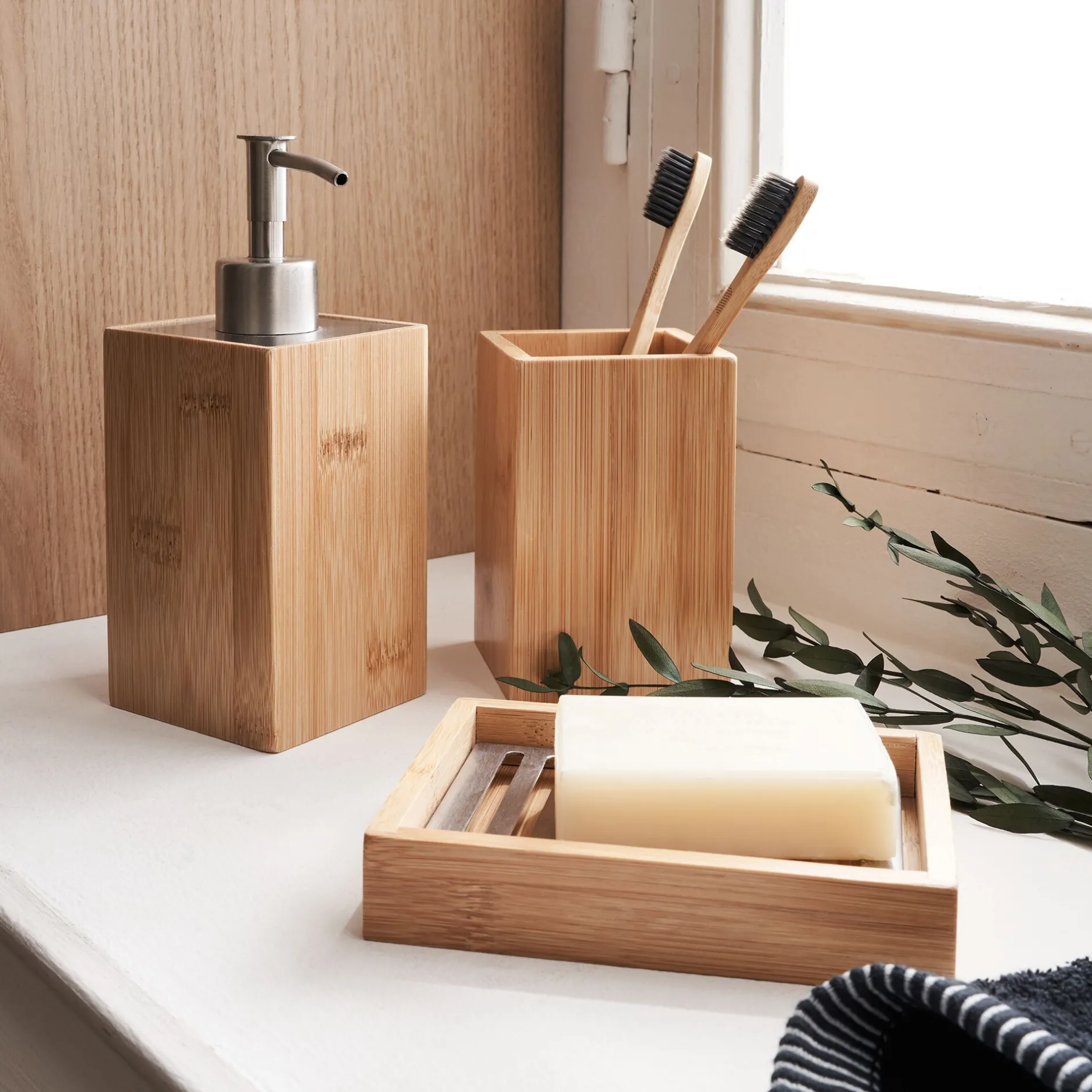 Set De Salle De Bain*alinea Set de salle de bain en bambou - Naturel