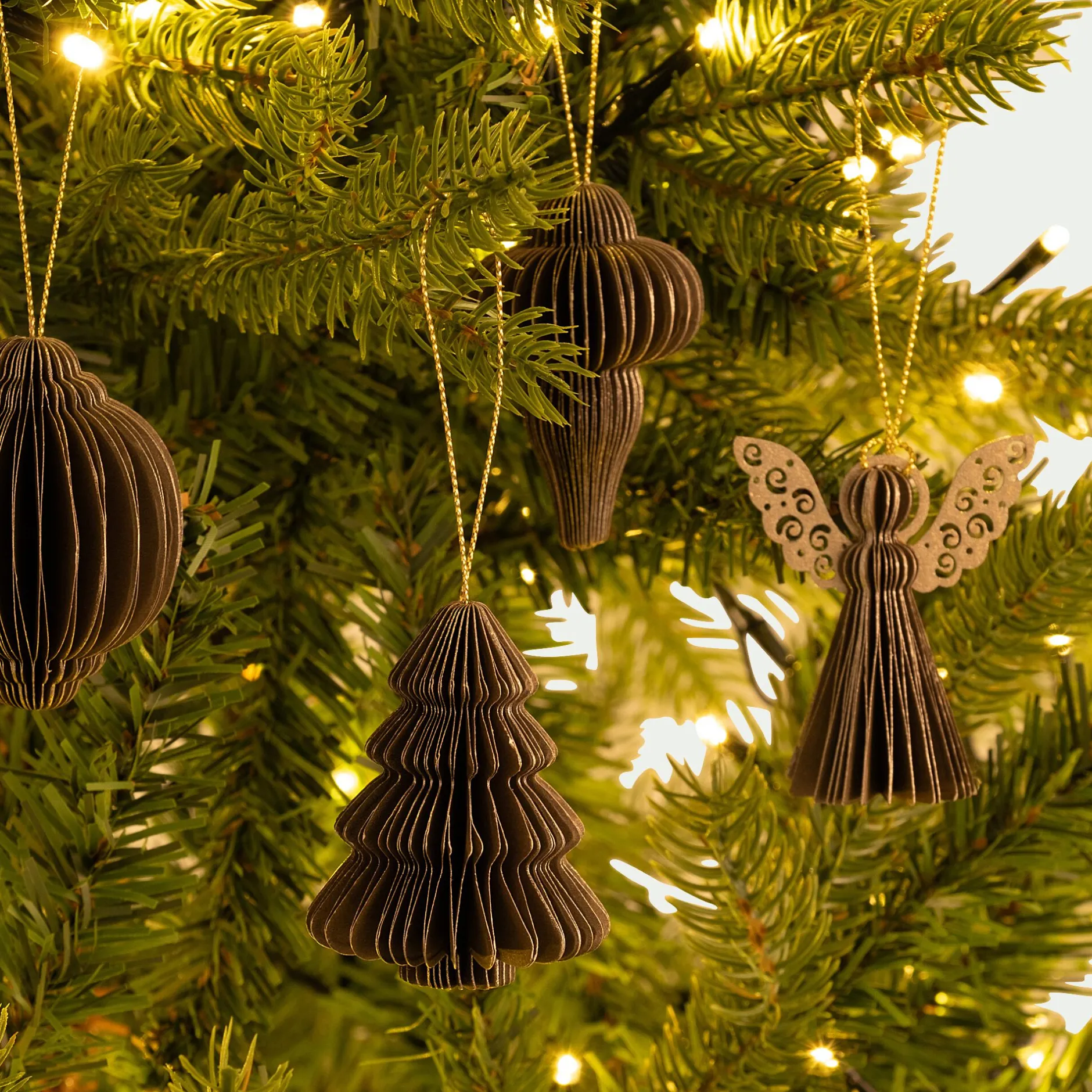 Suspension De Noël*alinea Suspension de Noël en papier H6cm - (modèle aléatoire) Doré