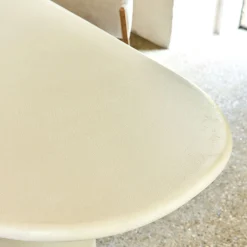 Table De Salle À Manger*alinea Table de repas organique en bois - écru (8 à 10 places) Blanc