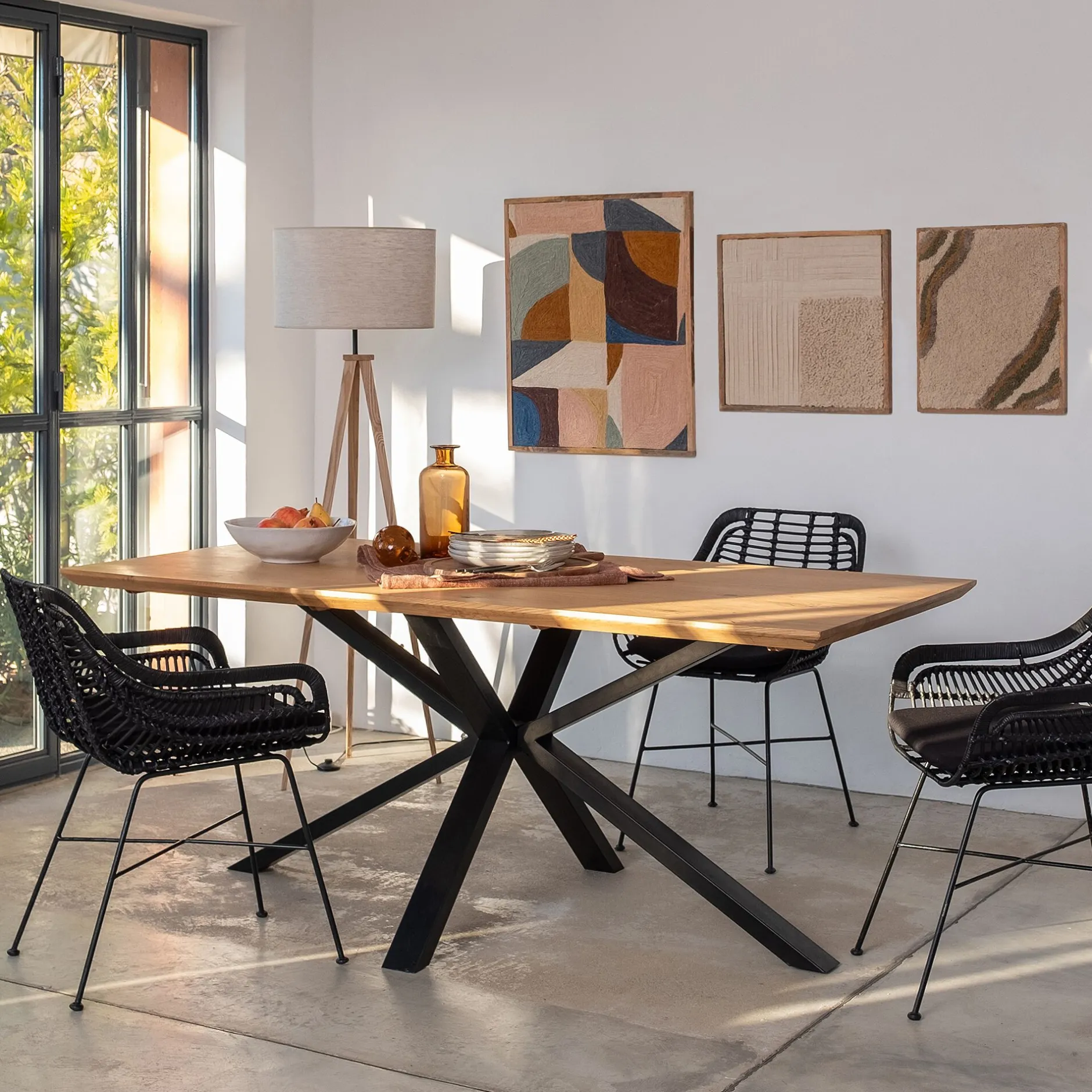 Table De Salle À Manger*alinea Table de repas piètement graphique en chêne - (8 places) Bois clair