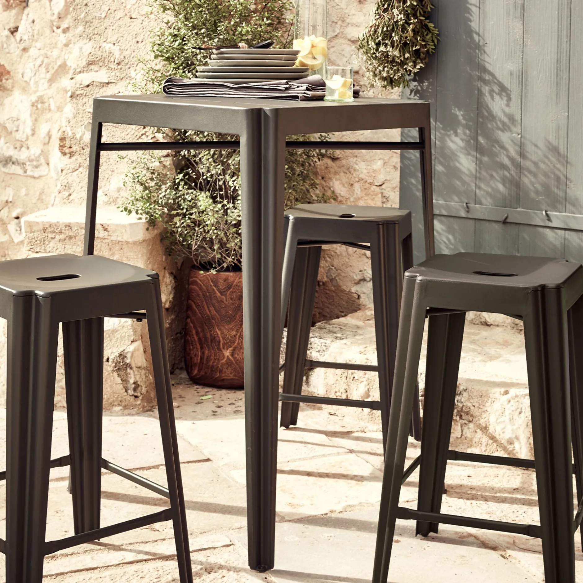 Table Haute De Jardin|Table De Jardin*alinea Table haute de jardin en acier - cèdre (2 places) Vert