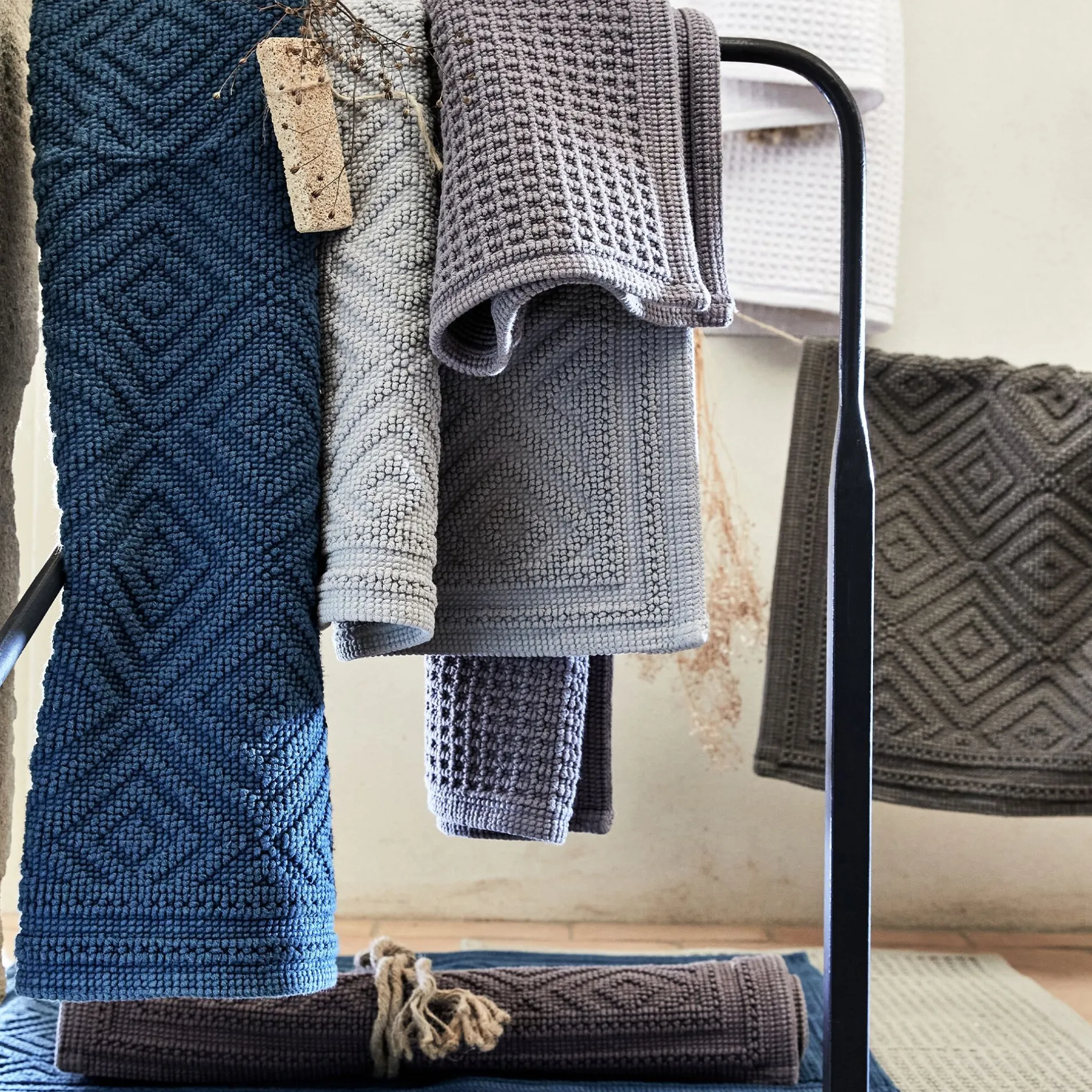 Tapis De Bain*alinea Tapis de bain surpiquage losanges en coton - restanque 60x100cm Gris