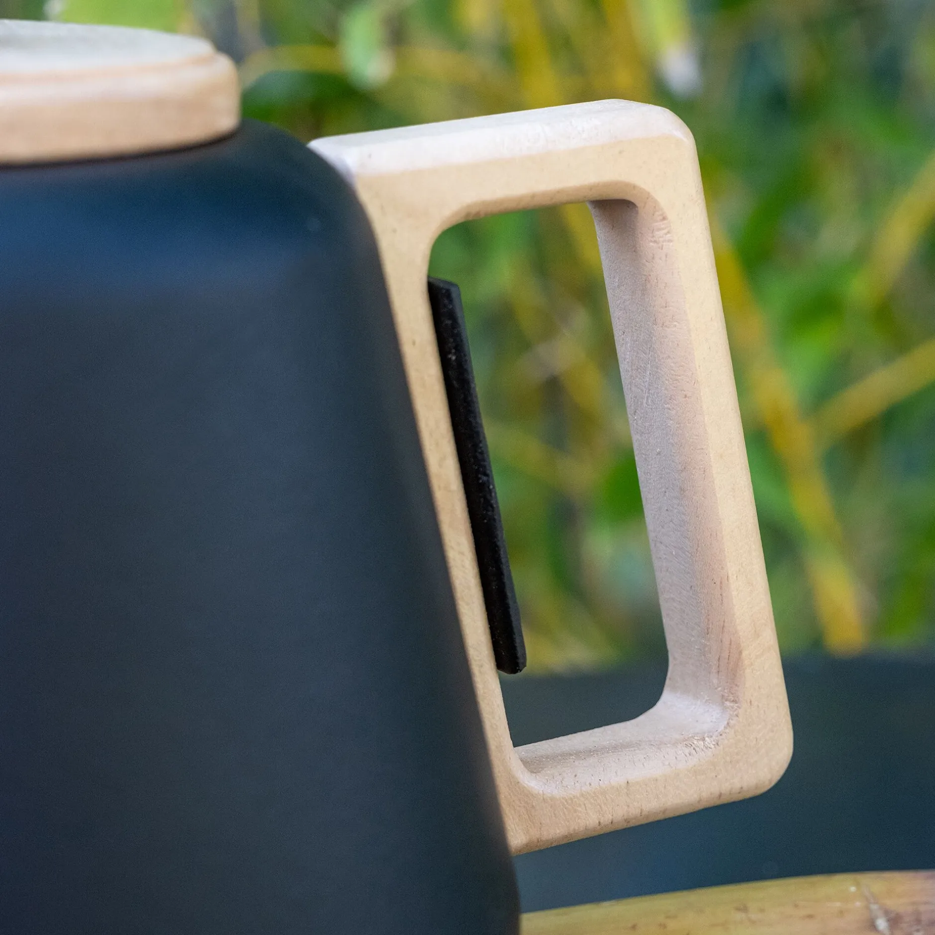 Vaisselle Petit Déjeuner|Cafetière Et Théière*alinea Théière en fonte et bois 1L - Noir