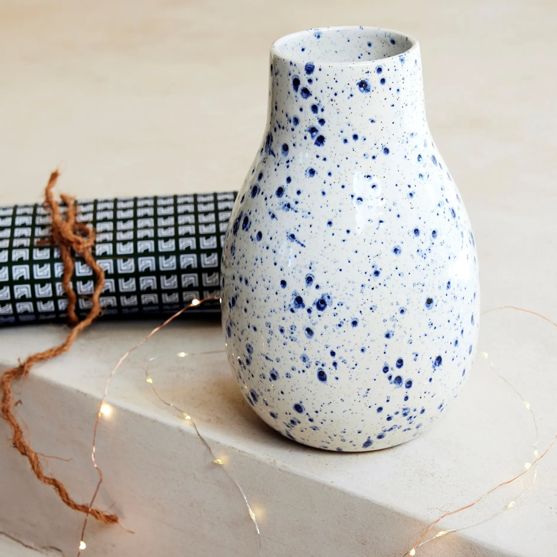 Vase*alinea Vase classique en faiënce tachée H24cm - Blanc