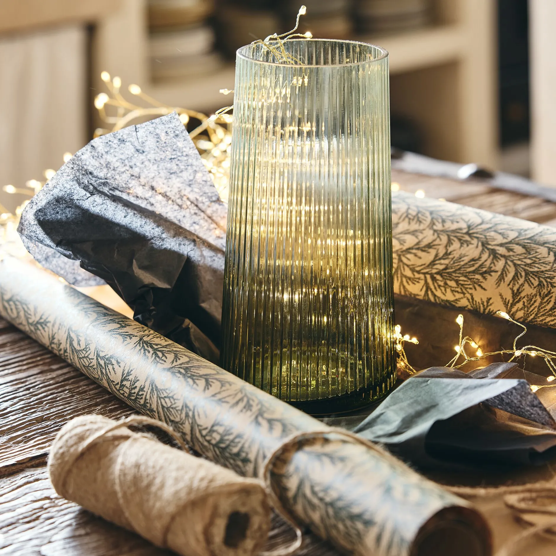 Vase*alinea Vase classique en verre strié H24cm - Vert