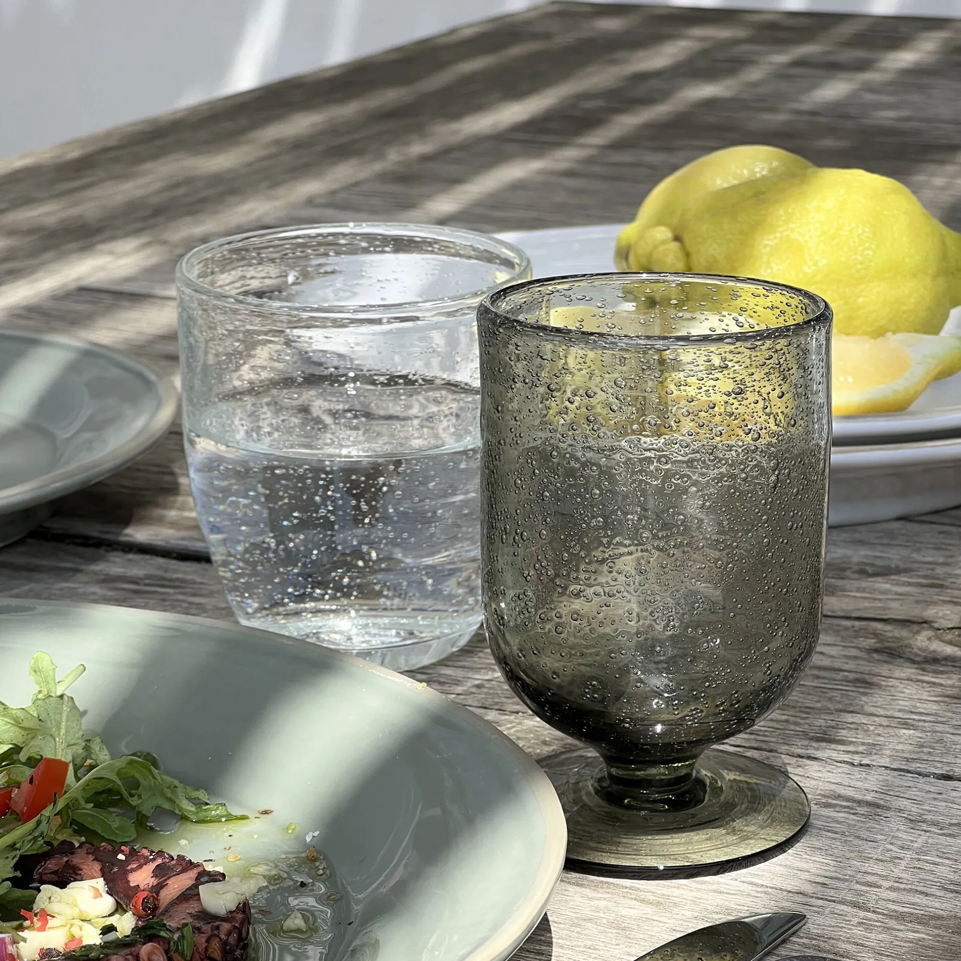 Verre À Pied|Verre À Vin*alinea Verre à pied en verre bullé 25cl - Gris